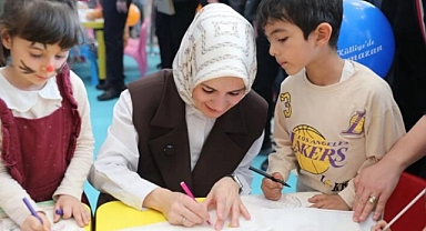 Aile Yılı Müjdesi! Çocuğu Okula Giden Ailelere 8.198 TL Destek Ödemesi Başladı: e-Devlet Üzerinden Başvuru Yapılacak!